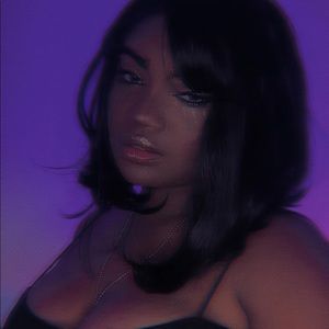 Meet your Posher, Nadia